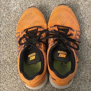 Nike Women’s Zoom Pegasus 32 Orange and Black Shoes